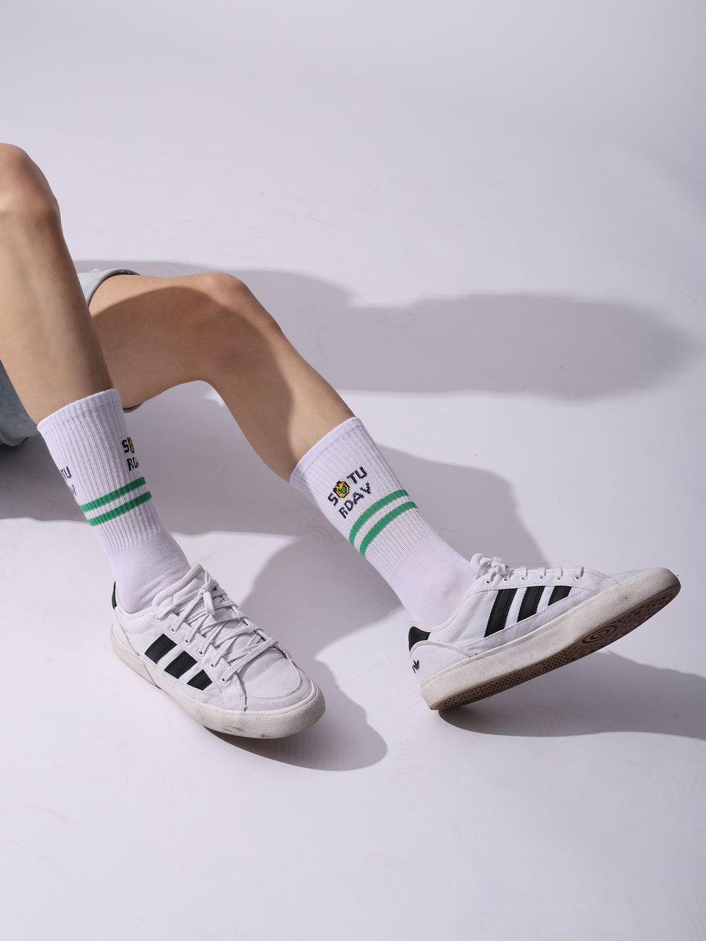 Days of the Week Socks, White Cotton Mid Calf/Crew Socks, Emoji Design, 7 Pairs Set