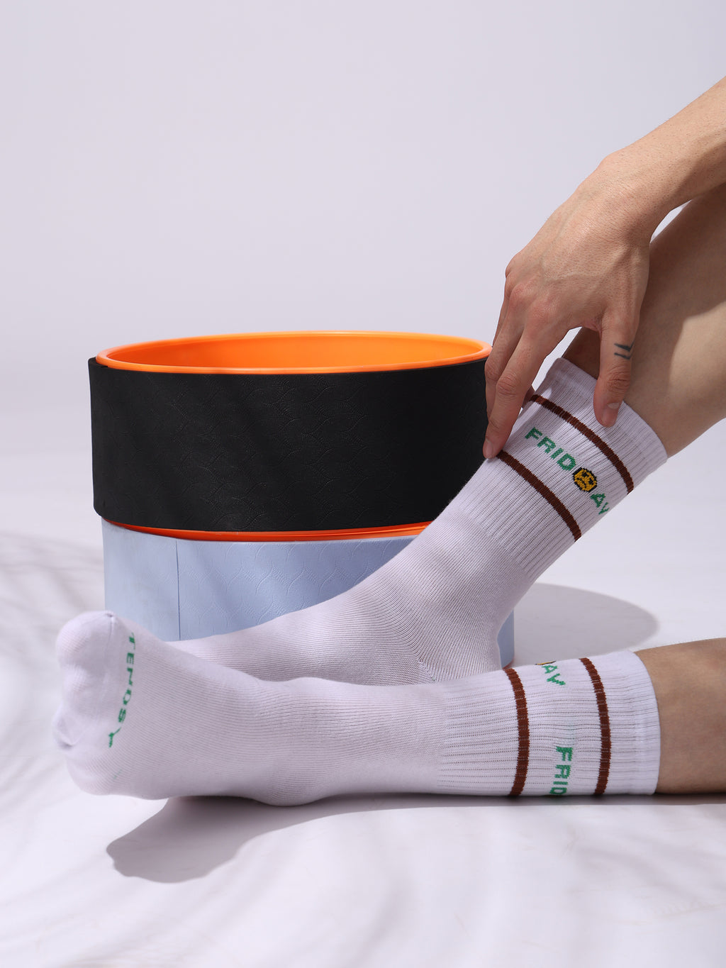 Days of the Week Socks, White Cotton Mid Calf/Crew Socks, Emoji Design, 7 Pairs Set