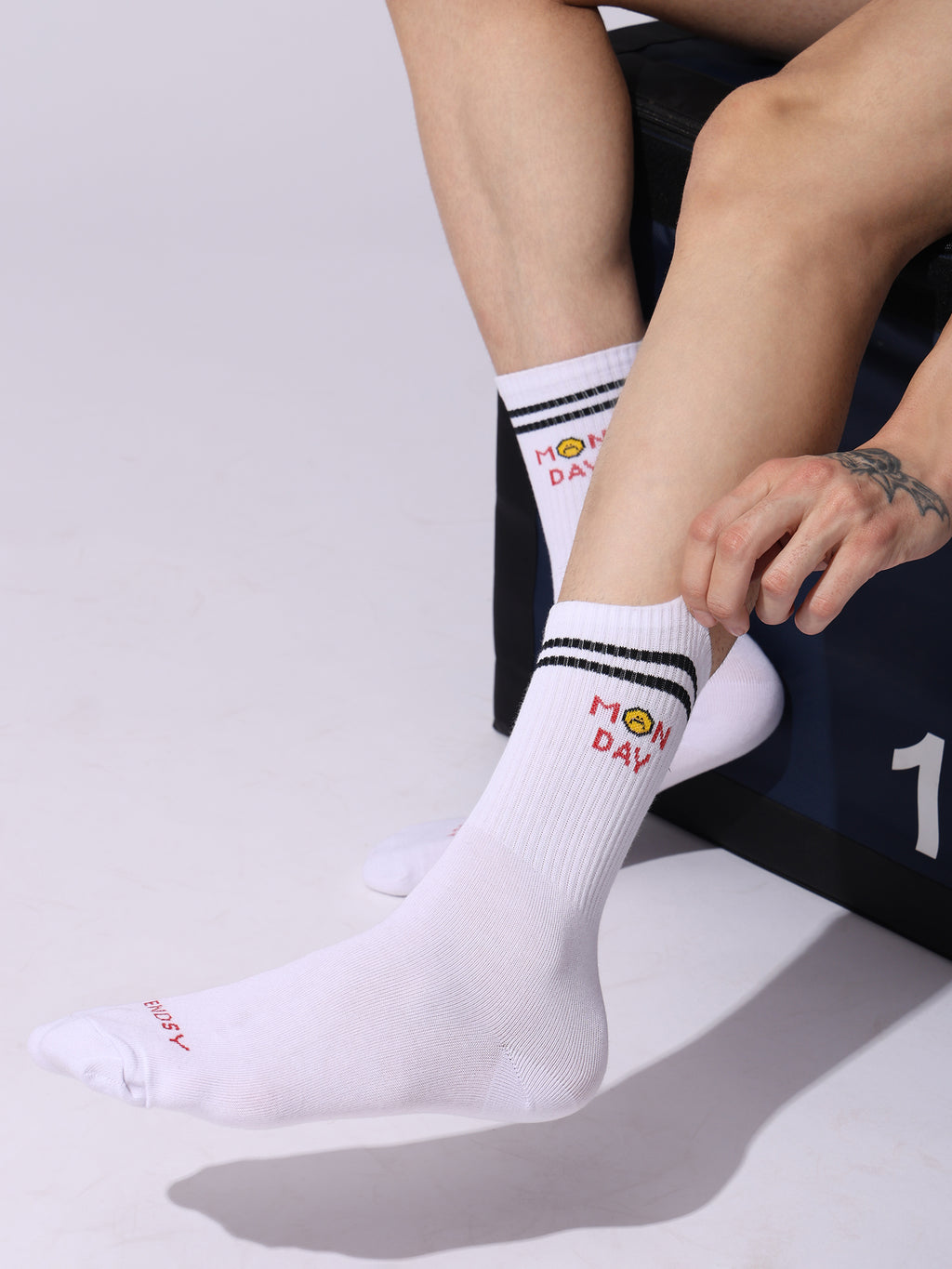 Days of the Week Socks, White Cotton Mid Calf/Crew Socks, Emoji Design, 7 Pairs Set