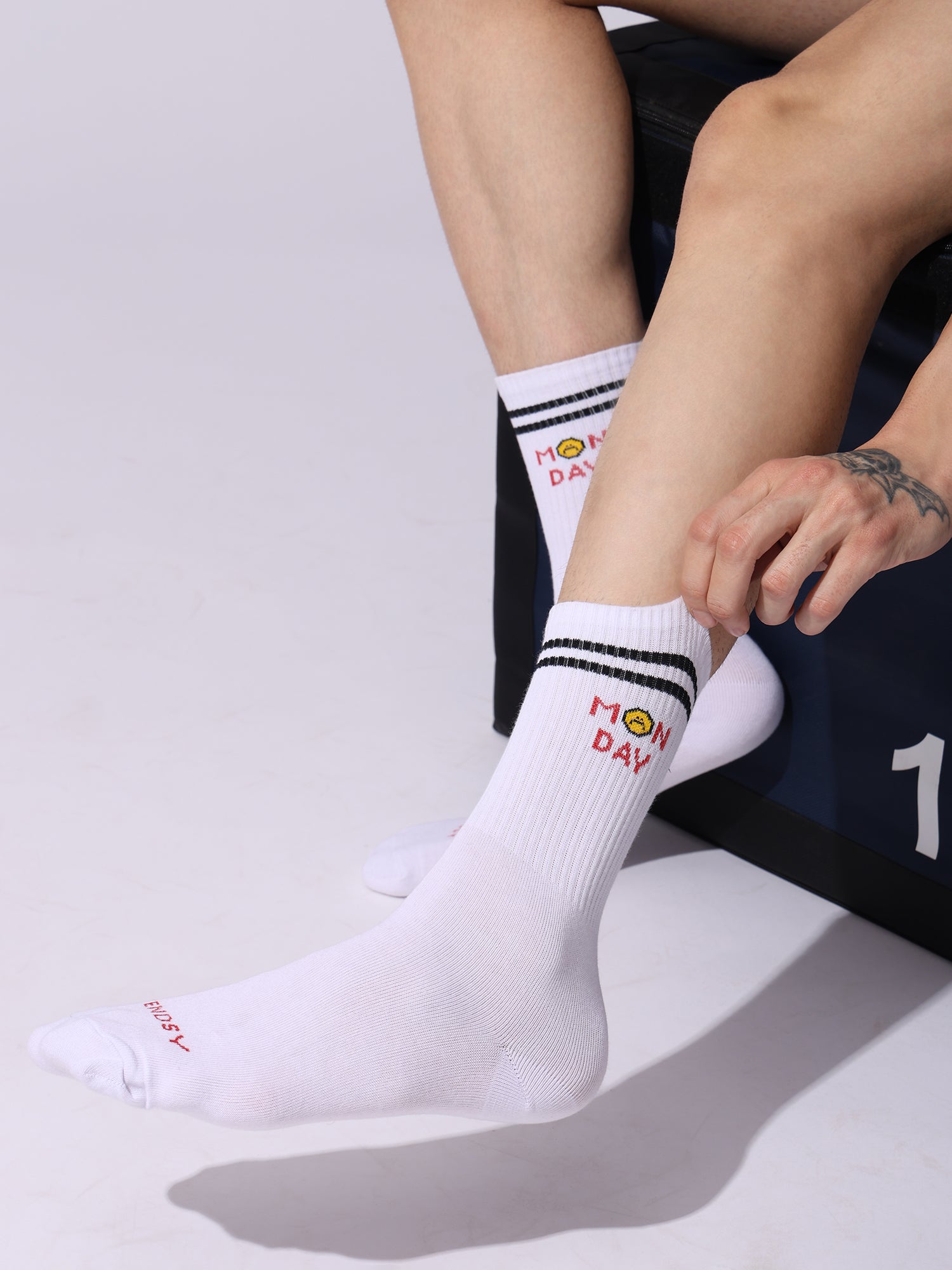 Days of the Week Socks, White Cotton Mid Calf/Crew Socks, Emoji Design, 7 Pairs Set