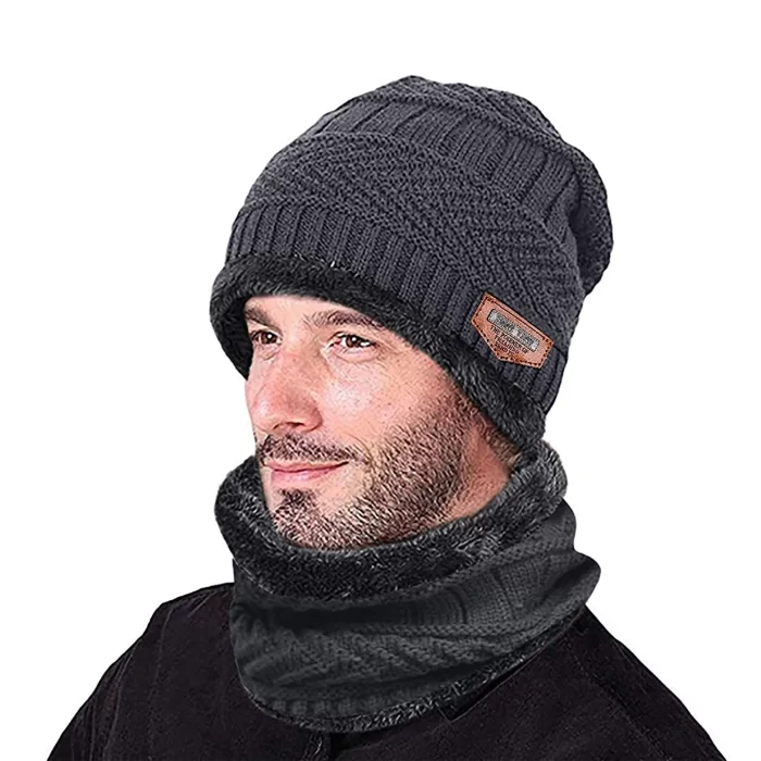 a man wearing grey winter beanie hat and woolen scarf from TENDSY